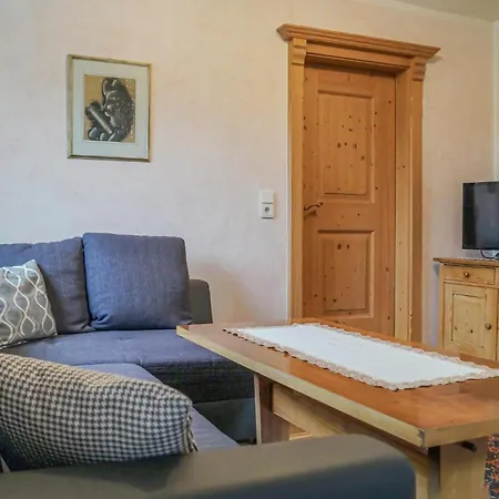 Schoene Ferienwohnung-fuegen アパート フューゲン