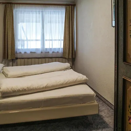 Lägenhet Schoene Ferienwohnung-Fuegen *